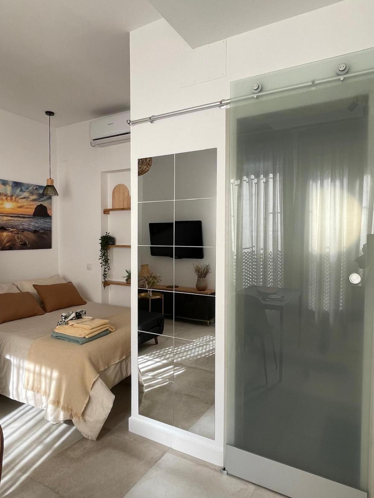 Vivir Arpisama Apartment Sevilla Bagian luar foto